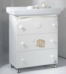Elegant american eatery serving a great fixed priced menu wih local and seasonal ingredients. Wooden Changing Table Elefantino Baby Expert On Casters