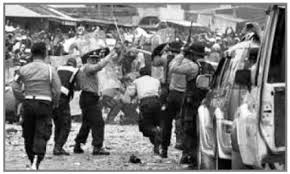 Kerusuhan merupakan salah satu peristiwa yang tentunya tidak diinginkan semua orang. Upaya Pemerintah Dalam Menegakkan Ham Mikirbae Com