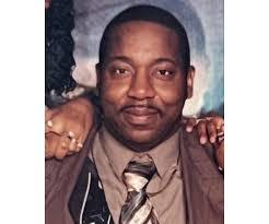 Albert Searcy's Instagram, Twitter & Facebook