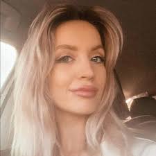 Laura Crow (@lauracrowstyles) • Instagram photos and videos