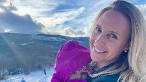 Mara Bennett's Instagram, Twitter & Facebook