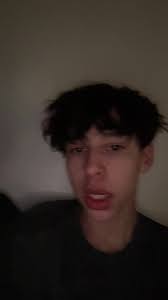 Digital Camera Review: Y2K Aesthetic and Britney Spears