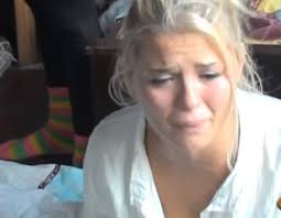 OBOŽAVALAC ISPROZIVAO ANA MARIJU: Koja si glupača, devojčice!