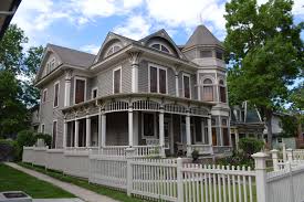 Mork And Mindy S House In Boulder Colorado House Styles Beautiful Homes House