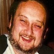 Lynn Thill's Instagram, Twitter & Facebook