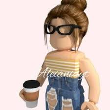Este es un diseño original de gold life que es único y único en su tipo. Faceless Winter Aesthetic Roblox Girl Gfx Novocom Top