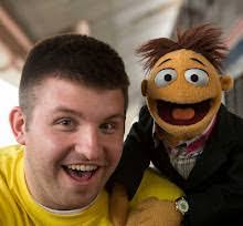 Oscar Grover's Instagram, Twitter & Facebook