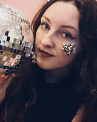 Jade Burrell💙♀️ (@Jadewithacamera)