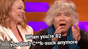 Jane Wyatt holder smoking