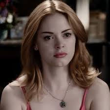 paige matthews icon. rose mcgowan icon. charmed icon. y2k aesthetic. y2k  icon.