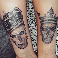 A tattoo design, whether it's a symbol or a quote, funny inside jokes or sweet sayings, family names, shapes, hearts, or tribal patterns, represents an aspect. Pin On Cool Tattoos For Men