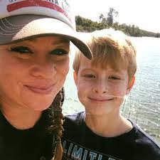 Robin Mcroberts's Instagram, Twitter & Facebook