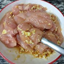 Rebus resep sup ayam suwir enak, menu sarapan berkuah hangat ini bisa bikin perut nyaman 1 minggu yang lalu. Resep Ayam Rebus Masakan Mama Mudah