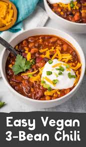 Hearty Vegan Chili Made With Beans And Veggies In 2020 Vegan Chili Vegetarian Chili Recipe Chili Recipe Easy