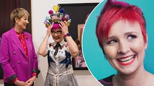 Voice to parliament referendum: Pat Farmer finishes 14,500km Run for the  Voice at Uluru with passionate call for Yes vote