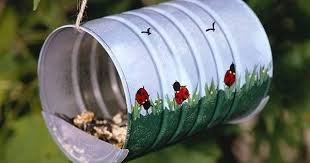 Mangeoire A Oiseaux Avec Les Boites De Lait Bebe Mangeoire Oiseau Nichoir Diy Enfant