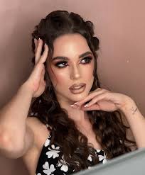 Katy Leon's Instagram, Twitter & Facebook