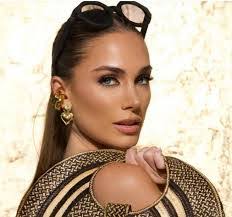 Angelika Ayala's Instagram, Twitter & Facebook