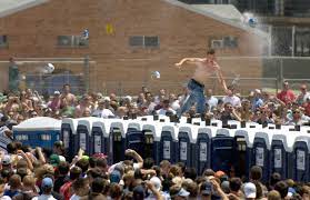 Think you're down for the preakness infield? Insane Pictures Of Drinking At The Preakness