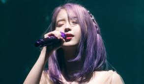 Jan 6, 2020 161,567 views. Iu Kicks Off Love Poem Concert In Gwangju With Freshly Dyed Purple Hair Up Station Malaysia