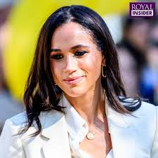 Reason' Prince William 'won't be allowed' to strip Harry and Meghan of  Sussex titles when he becomes king 🔽