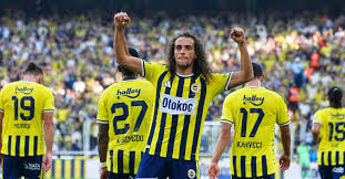 Fenerbahçe : Sanction réduite pour Guendouzi : Sports - Orange — Sports - Orange
