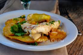 Ricoprite il pesce con la vostra panatura, facendo una leggera pressione per compattare il condimento. Orata Con Patate Sfilettata In Padella Ricetta Di Pesce Leggera