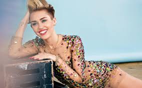 Anyone hoping to see miley cyrus among the small crowd of faces at this year's grammy awards will have to wait until at least next year. Miley Cyrus Tickets Fur 2021 2022 Tour Information Uber Konzerte Touren Und Karten Von Miley Cyrus In 2021 2022 Wegow Deutschland