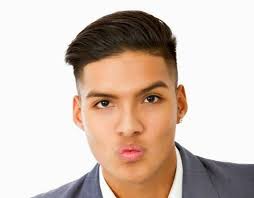 Model rambut mohawk ini merupakan model rambut yang memotong habis bagian samping kiri dan potongan model rambut mohawk mandarin ini sangat cocok bagi kamu yang berambut ikal. Potongan Rambut Mandarin Tampak Belakang Contoh Gambar