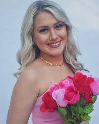 Bevin Smith (@bevalisous) • Instagram photos and videos