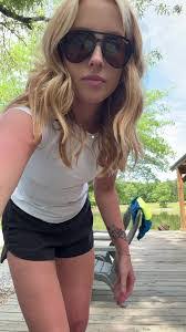 Randi Beasley's Instagram, Twitter & Facebook