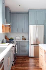 Creative Kitchen Cabinet Color Ideas Check The Image For Various Kitchen Ideas 34336373 Kitchencabinets Kitchendes Cozinha Azul Cozinhas Cozinhas Modernas