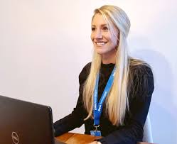 Alina & fidel in the park 19/04/20 (i.redd.it). Alina Seifried Dell Technologies