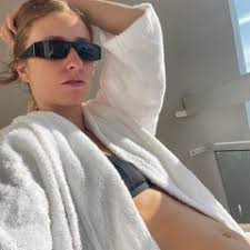 Listen to Braden Wells 150324 by NTS Latest in NTS playlist online for free 