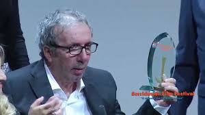 Regista e sceneggiatore francesco nuti,. Francesco Nuti Sorridendo Film Festival 2015 Youtube