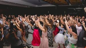 The Biggest Flash Mob Wedding Dance Surprise With All The Wedding Gue Wedding Dance Surprise Dance Flash Mob