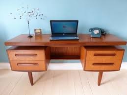 Of course, not everything we see in mad men. How To Recreate The Mad Men Look For Your Home Office Man Cave Master