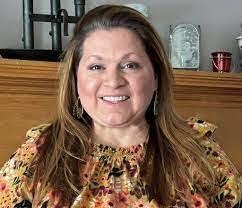 Tracy Bachand's Instagram, Twitter & Facebook