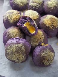 Ube Cheese Pandesal Recipe In 2020 Pandesal Pandesal Recipe Filipino Food Dessert