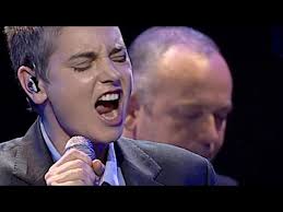 Sally Klein O'Conner sings 'I Am Yours' performed at Revelation Tv Studios  in London in 2010.