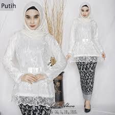 Beli produk kebaya tile stik berkualitas dengan harga murah dari berbagai pelapak di indonesia. Stelan Kebaya Tile Mutiara Kebaya Brokat Modern Kebaya Brukat Remaja Kebaya Pesta Rok Plisket Kebaya Lazada Indonesia