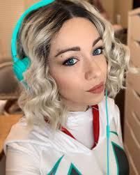 Kitty Schafer's Instagram, Twitter & Facebook