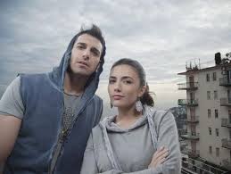 I fratelli manetti si divertono a mescolare i generi e firmano il loro film più riuscito, vincitore del david nel 2018. Serena Rossi Le Tappe Di Una Strepitosa Carriera Corriere Di Bologna