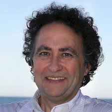 Cazarabet conversa con... Manel Joan i Arinyó, autor de “Objectiu Fidel.  Cuba nua” (Voliana)