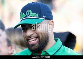 Ex Notre Dame football player Eugene 'Rudy Ruettiger' mostra il suo libro  dopo un'intervista a promuovere il libro "Rudy, la mia storia,' in St Louis  il 27 settembre 2012. Ruettiger, chi era