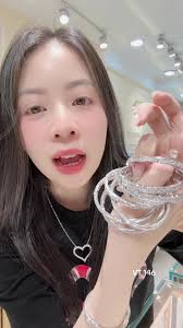 Vòng Ý HOT cho mùa Thu