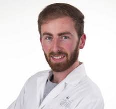 À VOS CÔTÉS DEPUIS 1978