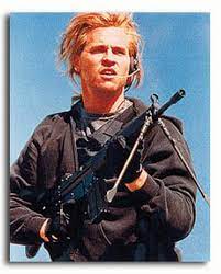 They get into crazy adventures, like a shootout with the police that's based on a silly case of mistaken. Ss2861092 Filmbild Von Val Kilmer Promi Fotos Und Poster Bei Starstills Com Kaufen