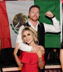 Revelan nueva fecha para el juicio entre alejandra guzmán y el novio de ninel conde, larry ramos. Entre Besos El Canelo Festejo Su Victoria Con Fernanda Gomez Su Novia
