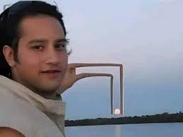 Humorous experiences of photographers in ridiculous positions